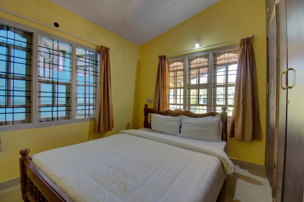 Green Land Estate Homestay 5 Rooms With Garden View Madikeri Extérieur photo